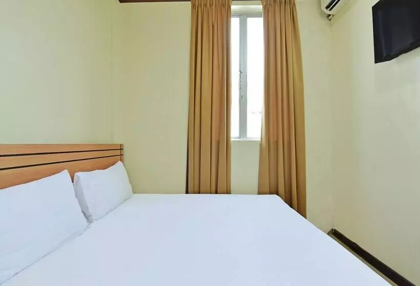 Hotelli Spot On 91723 Sony Homestay Syariah