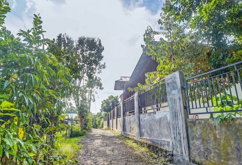 בית מלון כפרי Spot On 91799 Sosonopan Homestay