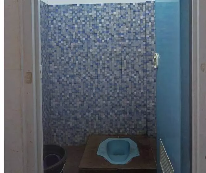ホテル Spot On 91799 Sosonopan Homestay