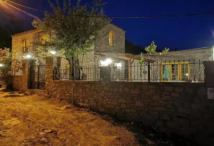 پانسیون Ilios Guest House
