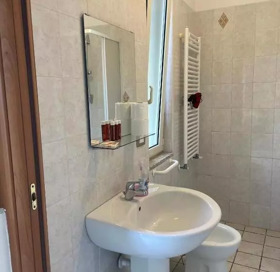 Majatalo Mezzaluna Guest House