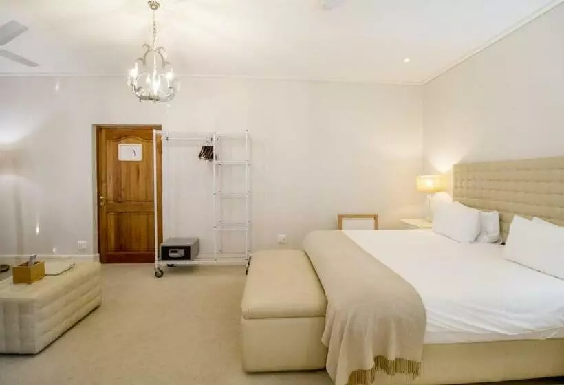 Harbour House Hotel Adventure Pads
