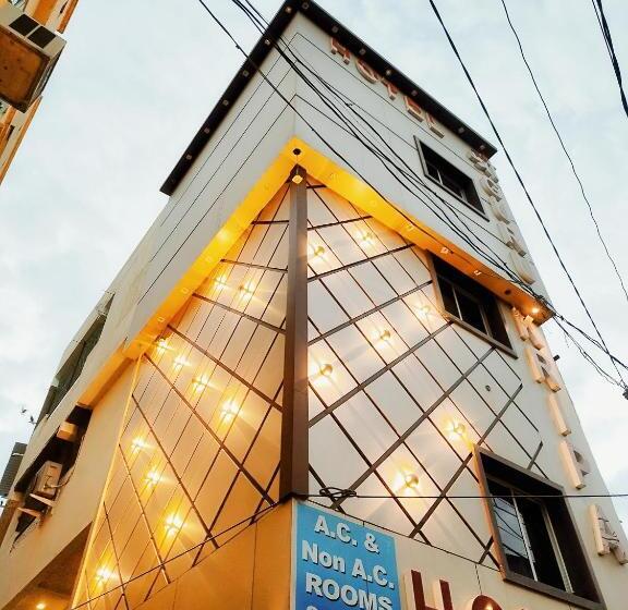 Hotelli Guru Kripa 500mtr From Shreenathji Temple