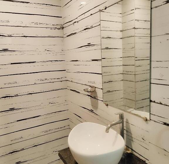 Hotelli Guru Kripa 500mtr From Shreenathji Temple