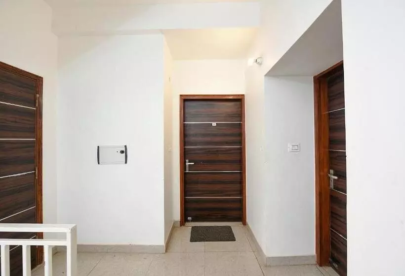 Fabhotel The Micky House