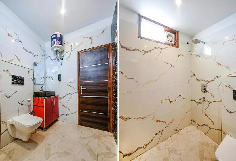 Fabhotel The Micky House