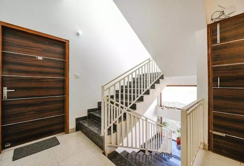 Fabhotel The Micky House