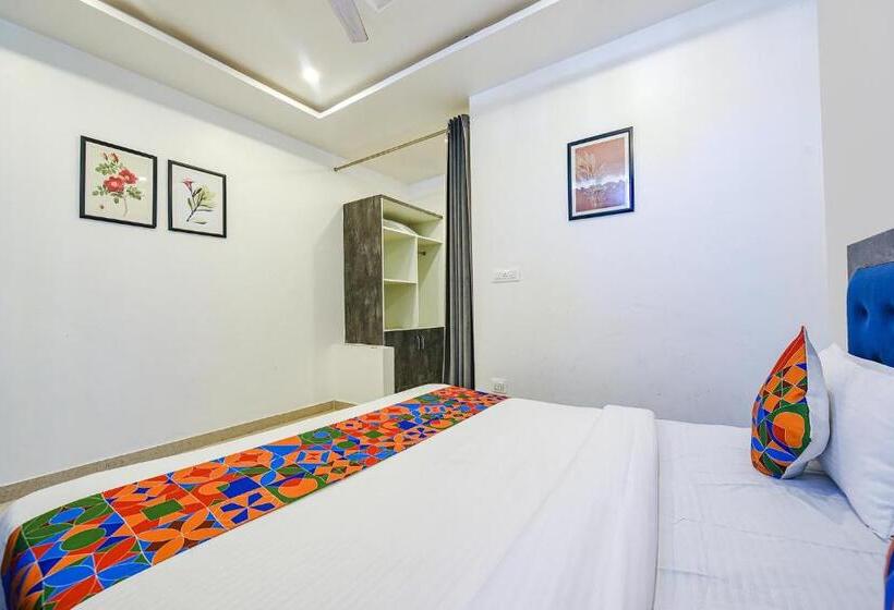 Fabhotel The Micky House