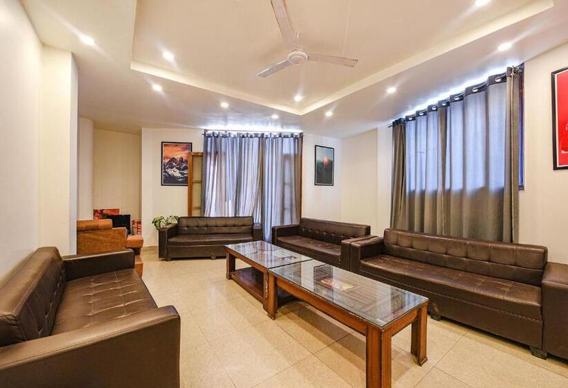 Fabhotel The Micky House