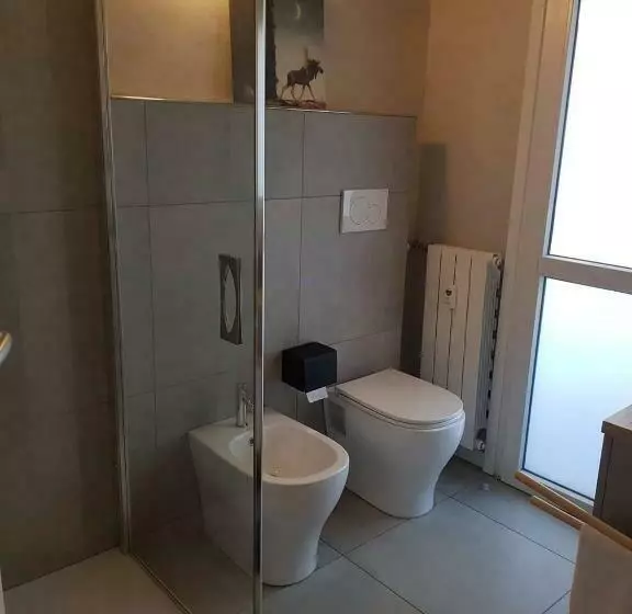 Aamiaismajoitus (B&B) Nyx Lilura Foresteria Lombarda