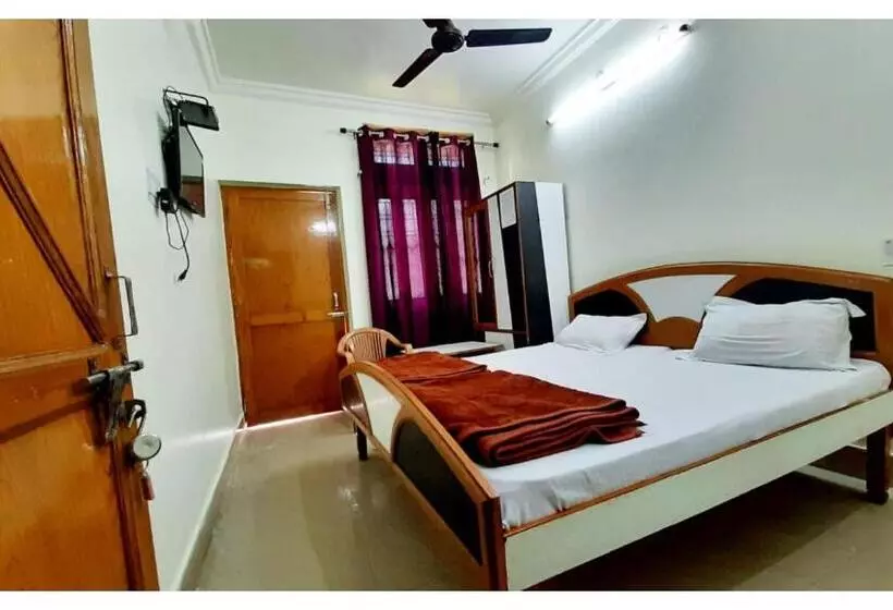 Hotel Ashirwad, Uttarkashi