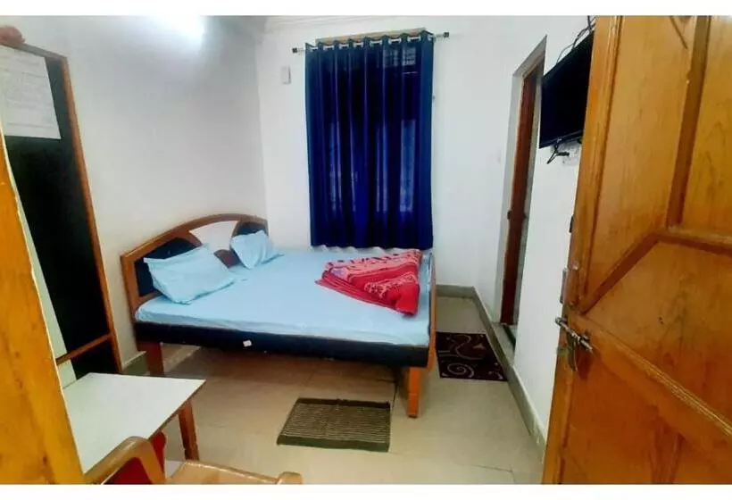 Hotel Ashirwad, Uttarkashi