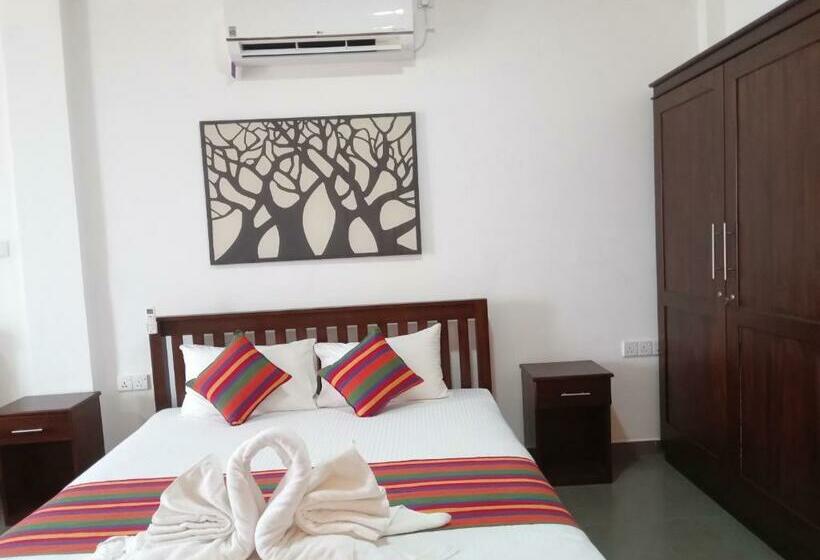 فندق Keyali Holiday Inn