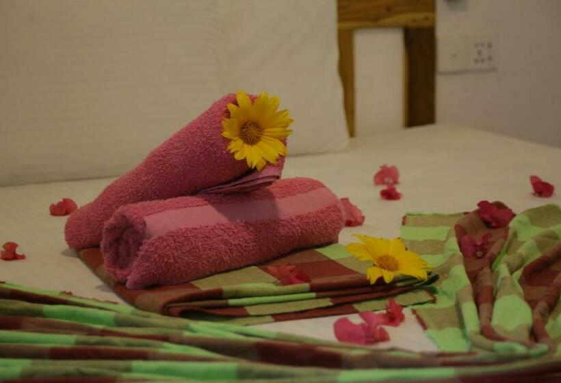 فندق Keyali Holiday Inn