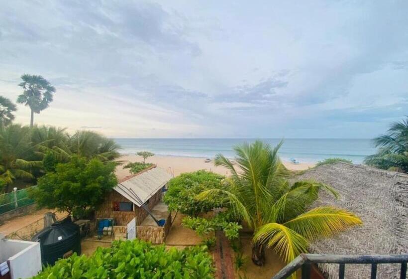 فندق Resort Maya Beach