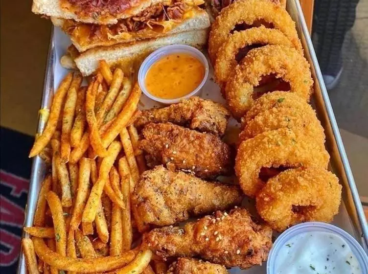 Hotelli Resort Maya Beach