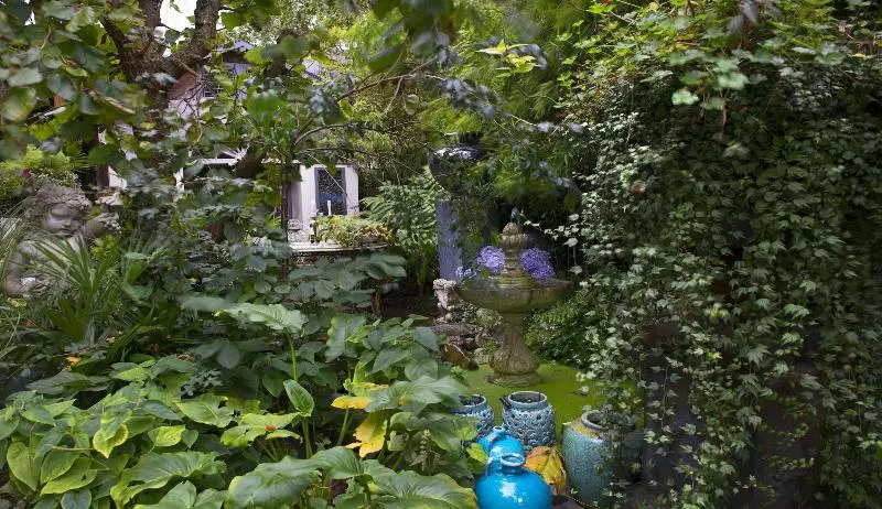 住宿加早餐  Breitner House