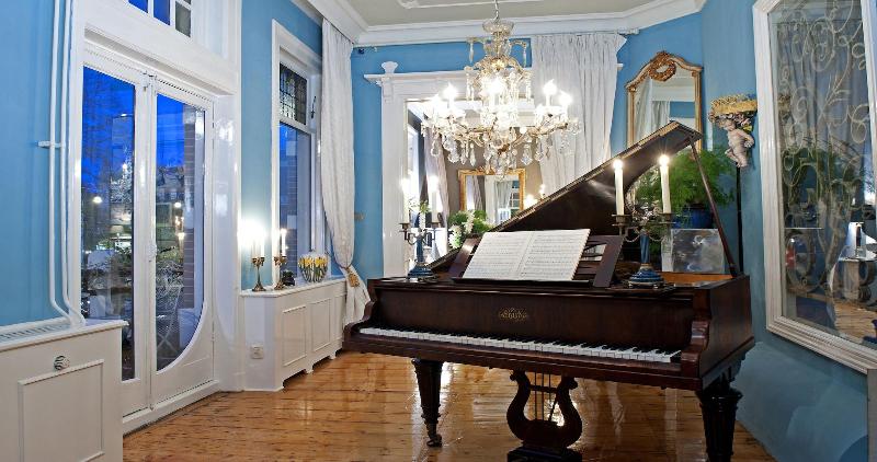 민박 Breitner House