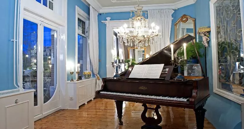 住宿加早餐  Breitner House