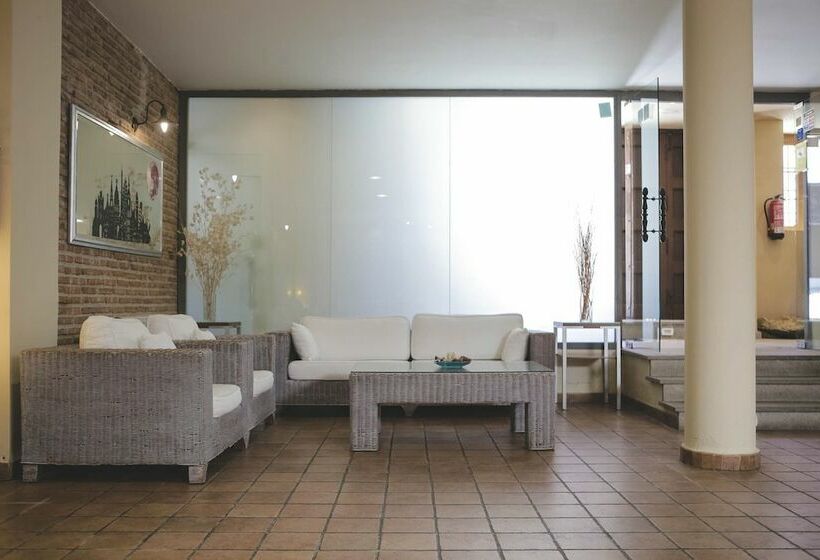 Hospedium Hotel La Fuente