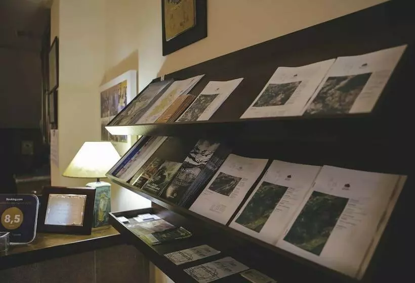 Hospedium Hotel La Fuente