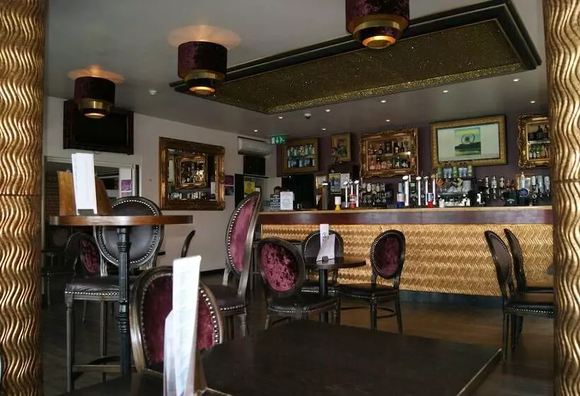 Amsterdam Hotel Brighton Seafront