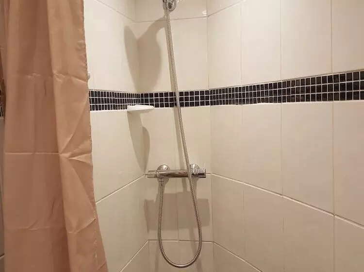 Amsterdam Hotel Brighton Seafront