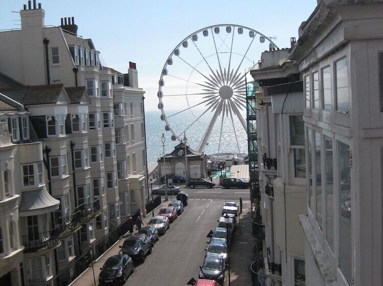 فندق Aquarium Guest House