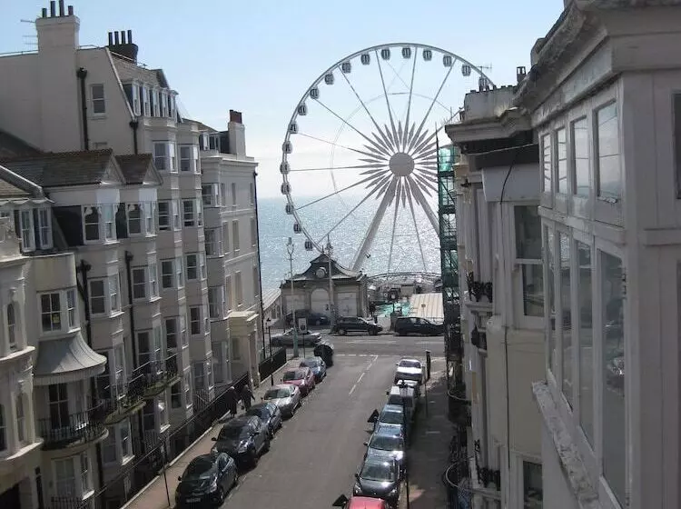 فندق Aquarium Guest House