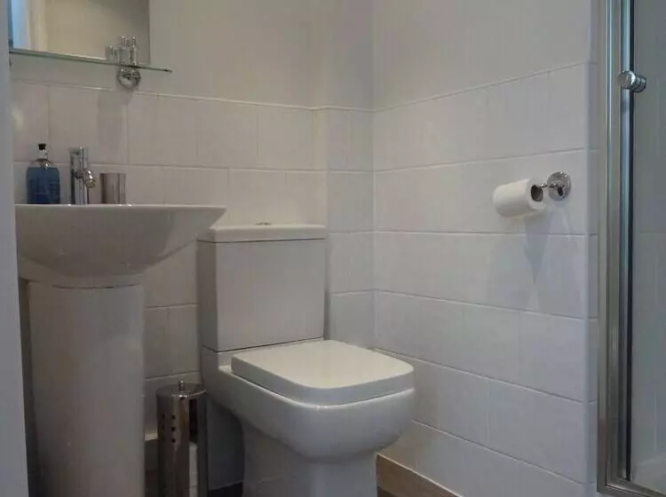 فندق Aquarium Guest House