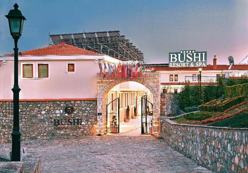 هتل Bushi Resort & Spa