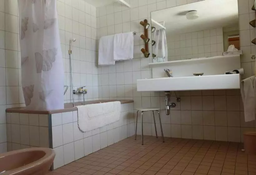 هتل De La Poste Verbier