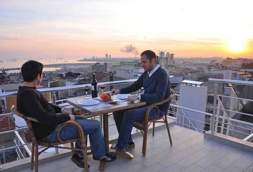 ホテル Divani Ali