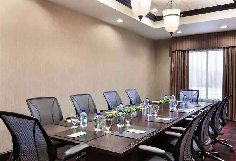 호텔 Hilton Garden Inn Denison/sherman/at Texoma Event Center