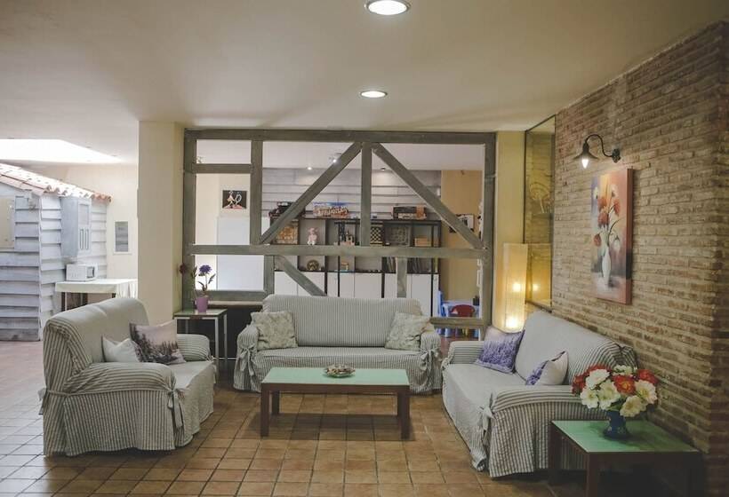 Hospedium Hotel La Fuente