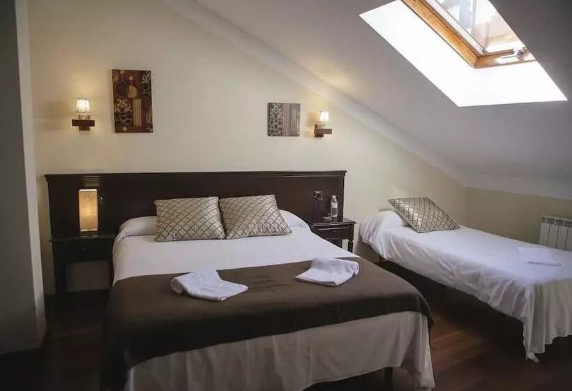 Hospedium Hotel La Fuente