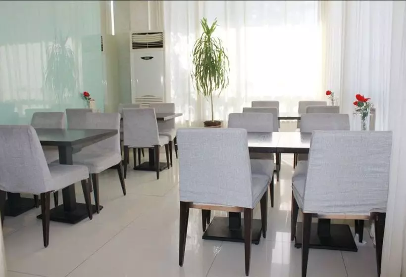 Hotel Jinjiang Inn - Beijing West Train Inn