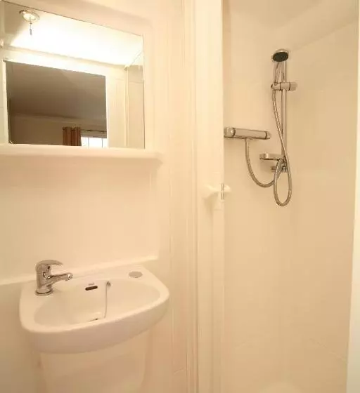 Hotel Lloyds Of Chester