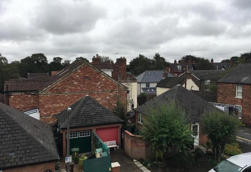 Отель Newport Guest House