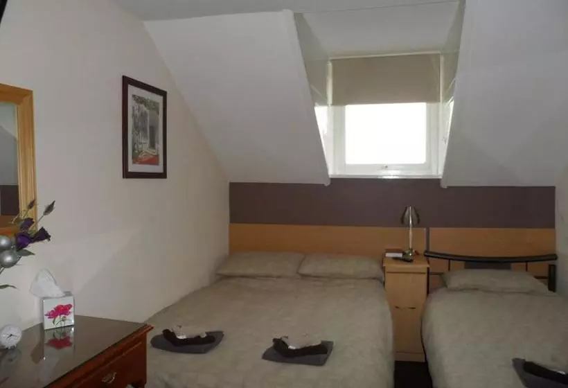 فندق The Malvern Guesthouse & The Blues Grill