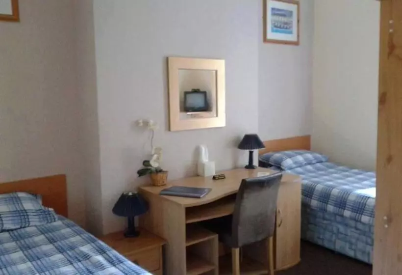 فندق The Malvern Guesthouse & The Blues Grill