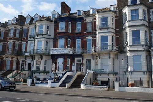 فندق The Malvern Guesthouse & The Blues Grill