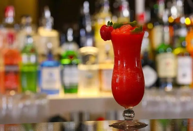 호텔 The Shirley Arms