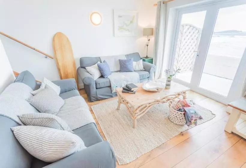 Tolcarne Beach Apartments