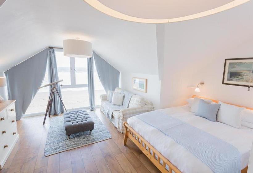 Tolcarne Beach Apartments