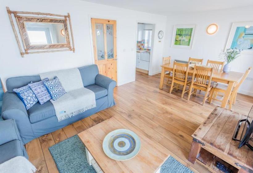 Tolcarne Beach Apartments