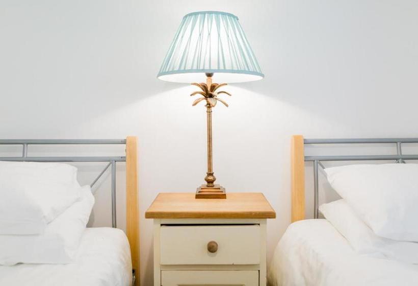 Tolcarne Beach Apartments