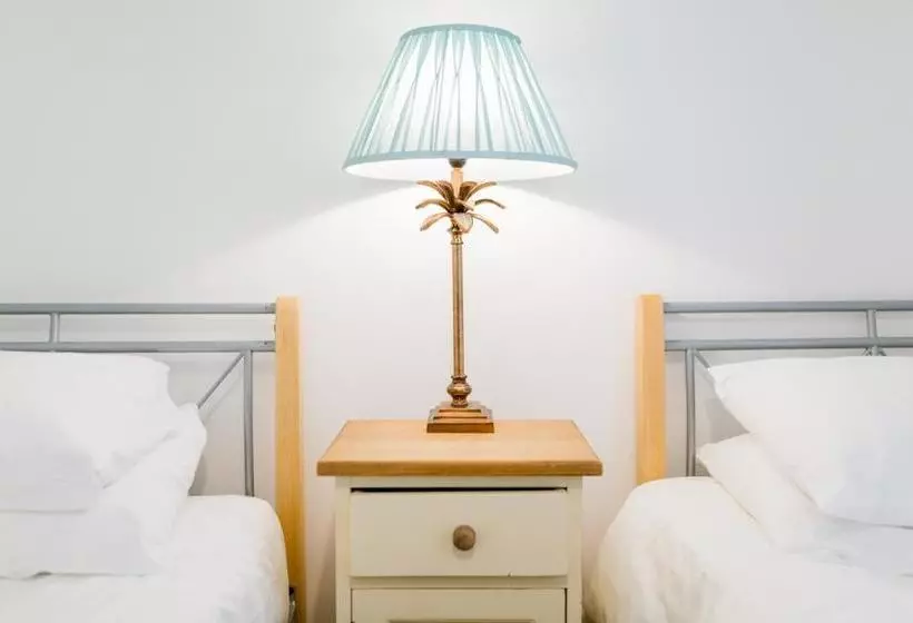 Tolcarne Beach Apartments