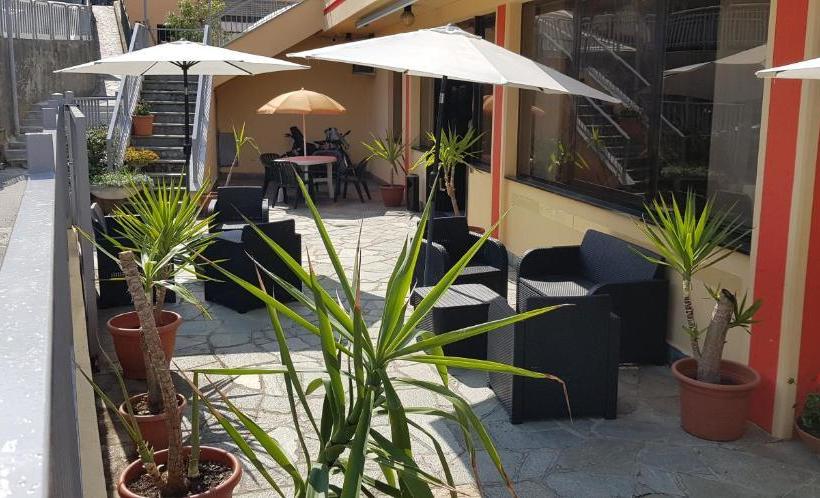 فندق Villa Costa