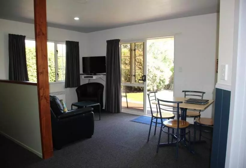 Kaikoura Cottage Motels